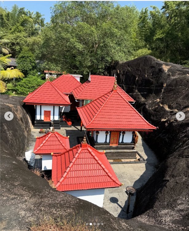 Kalluthipara Sreekrishna Temple near Guruvayur Kerala